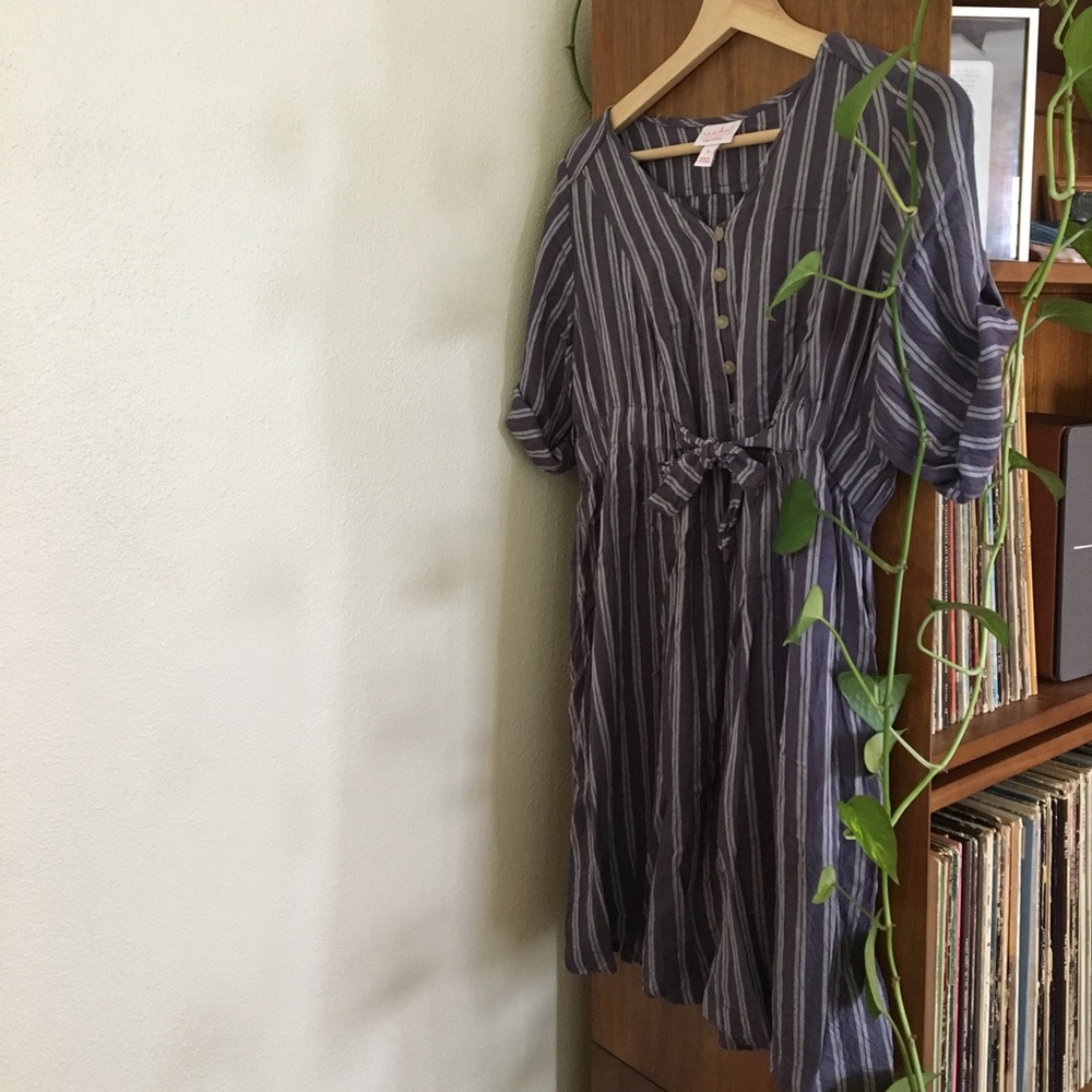 Isabel maternity dress